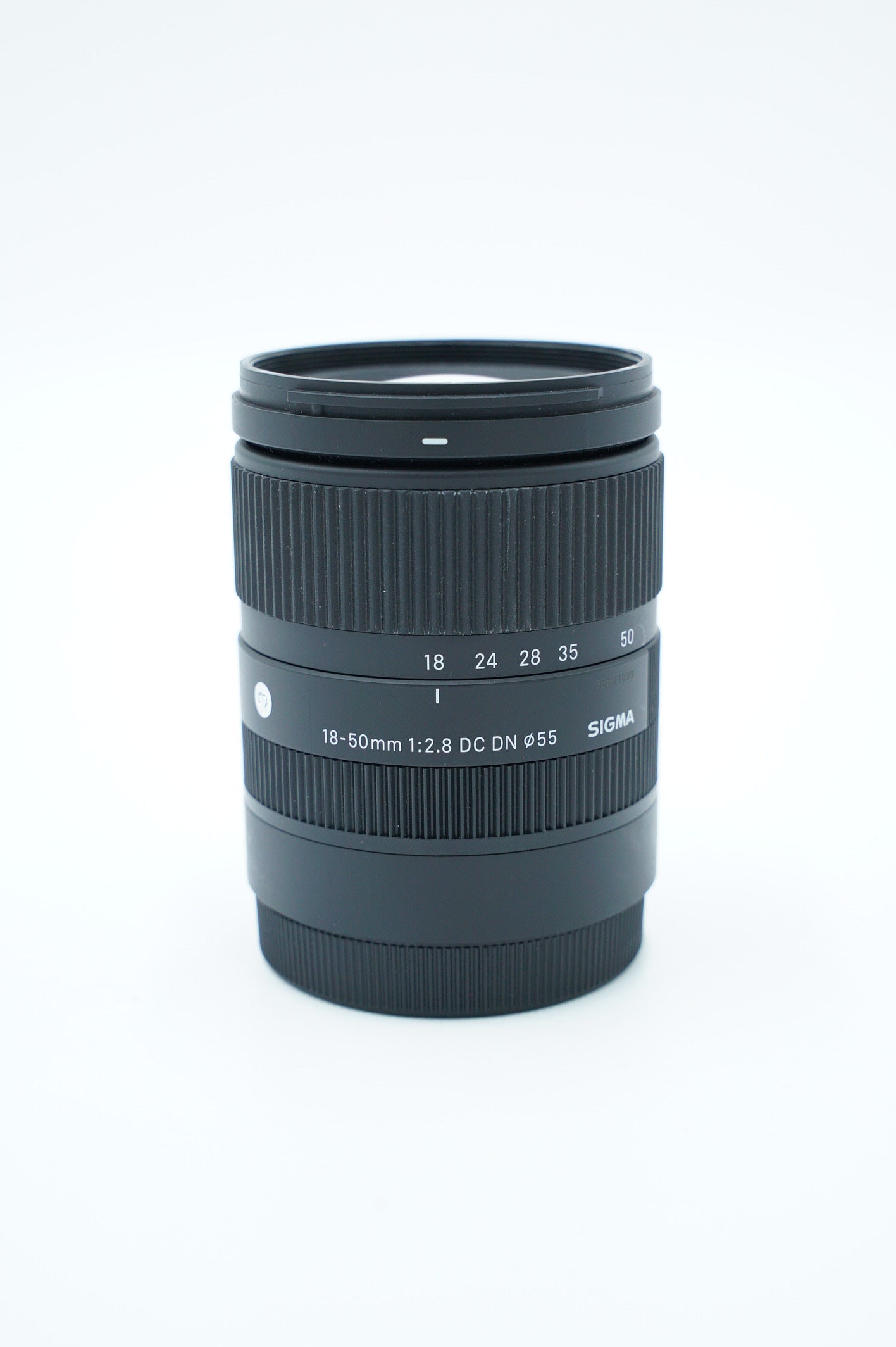 Sigma 1850/81899 18-50mm f/2.8 DC DN F/Sony, Used