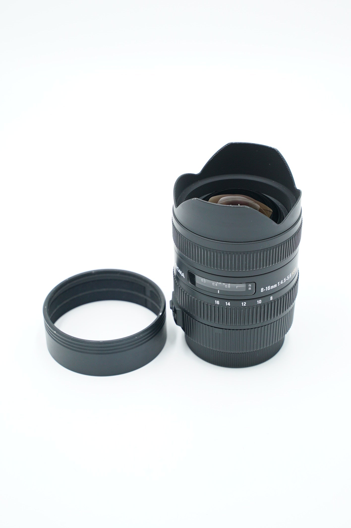Sigma 816C/10712 8-16mm f/4.5-5.6 DC HSM Lens F/Canon, Used