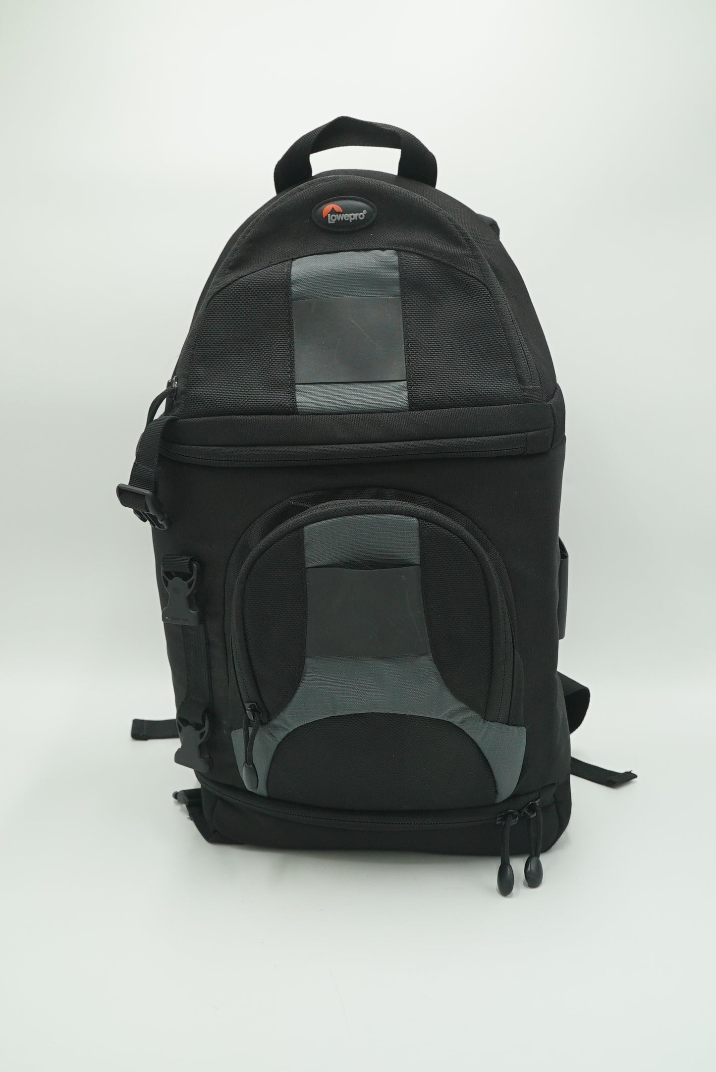 Lowepro 200AW Slingshot Bag, Used