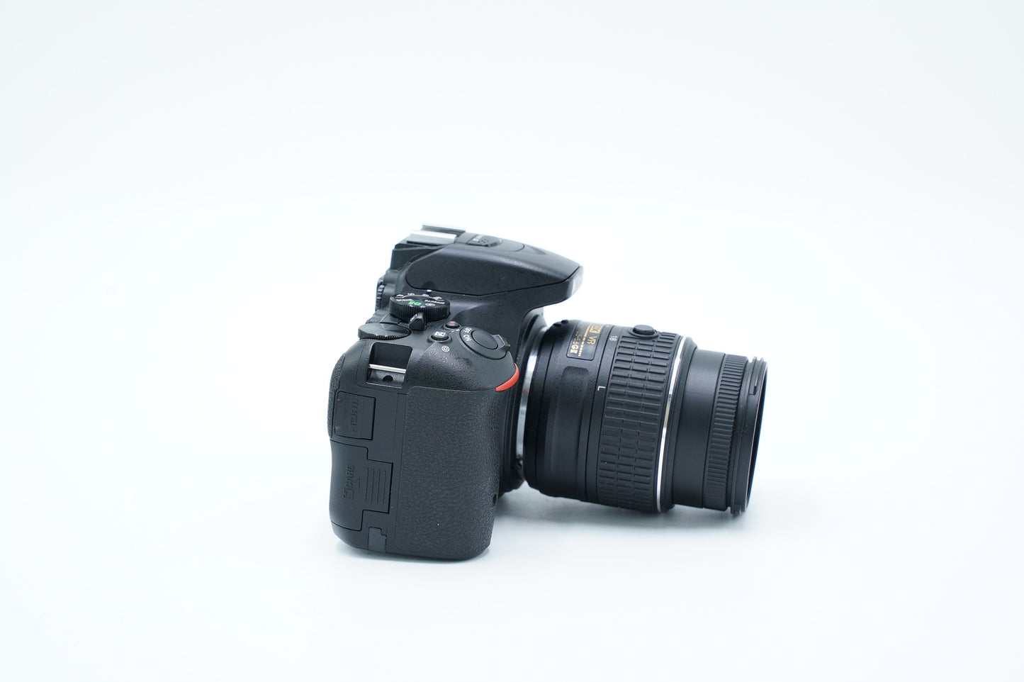 Nikon D5500/1855/89317 D5500 + AF-S 18-55mm f/3.5-5.6G II DX VR, Used