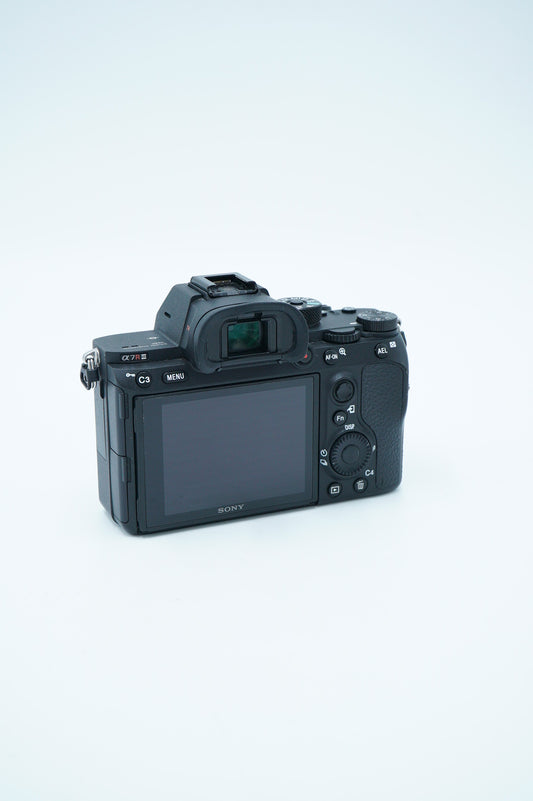 Sony A7RIII/6120186 A7R Mark III, Body Only, Used
