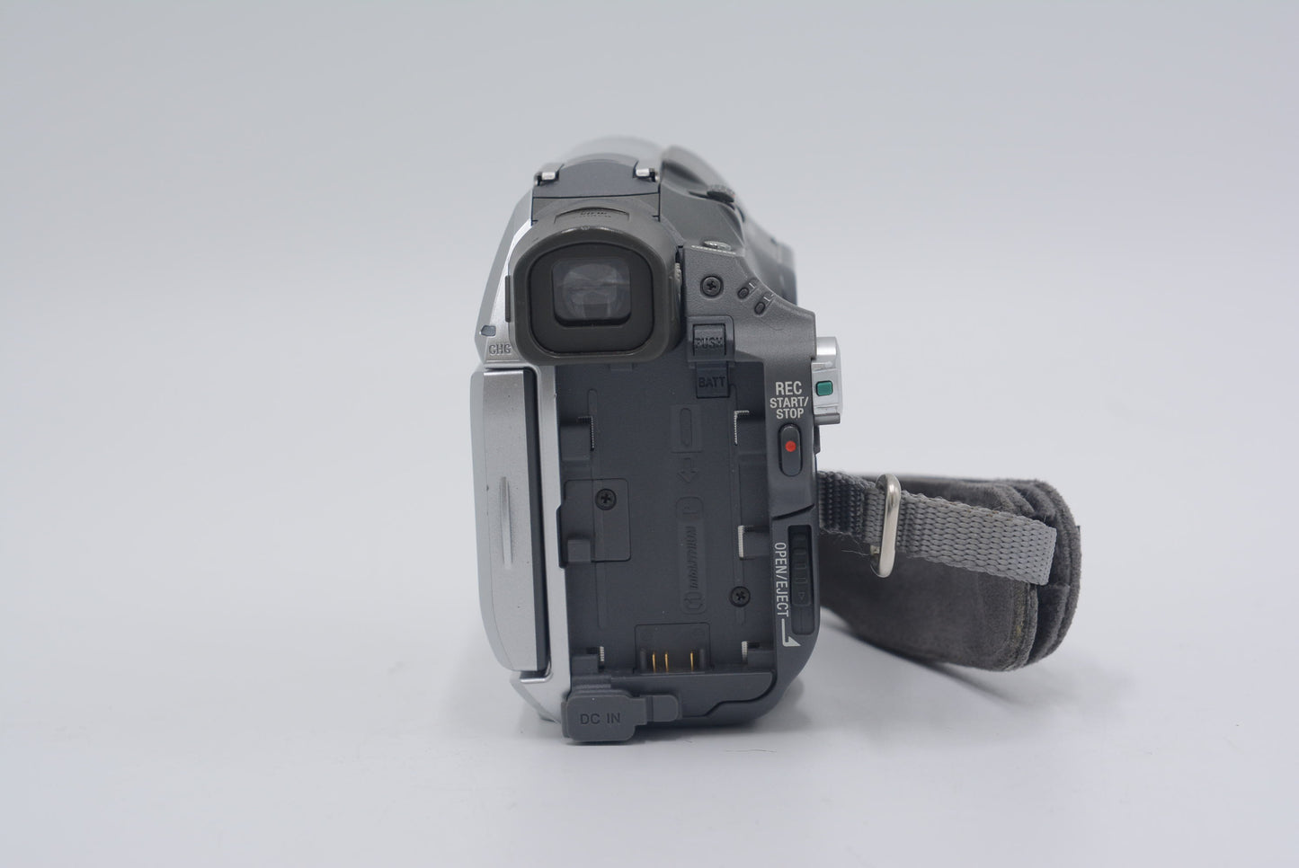 Sony DCRHC21/1378199 DCR-HC21 Handycam, Used