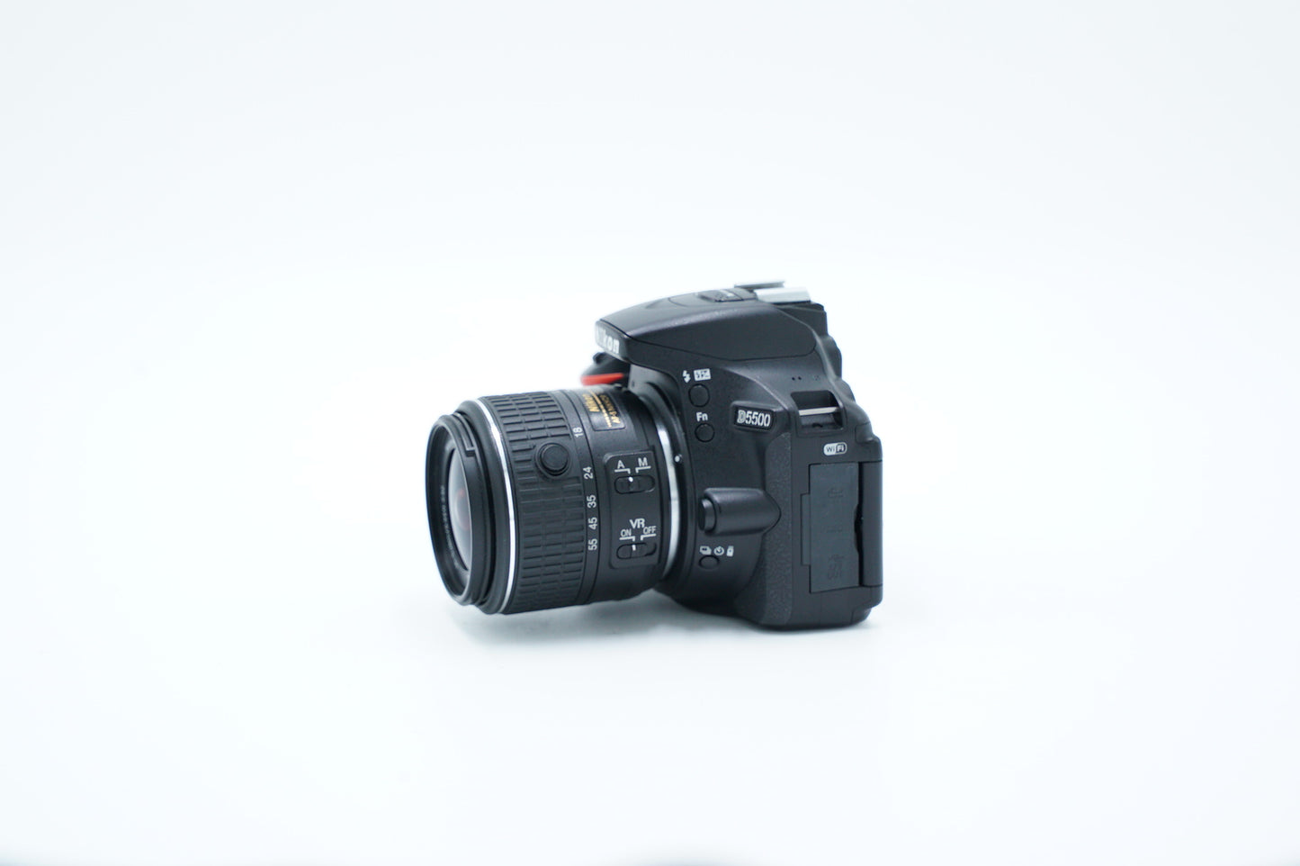 Nikon D5500/1855/89317 D5500 + AF-S 18-55mm f/3.5-5.6G II DX VR, Used