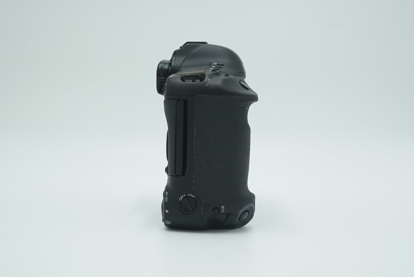 Canon EOS1DX/02212 EOS 1DX Body Only, Used (For Parts)