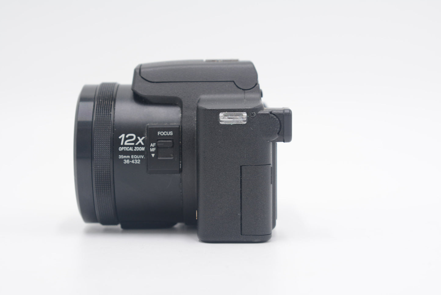 Panasonic DMCFZ20/01174 DMC-FZ20 Digital Camera, Used