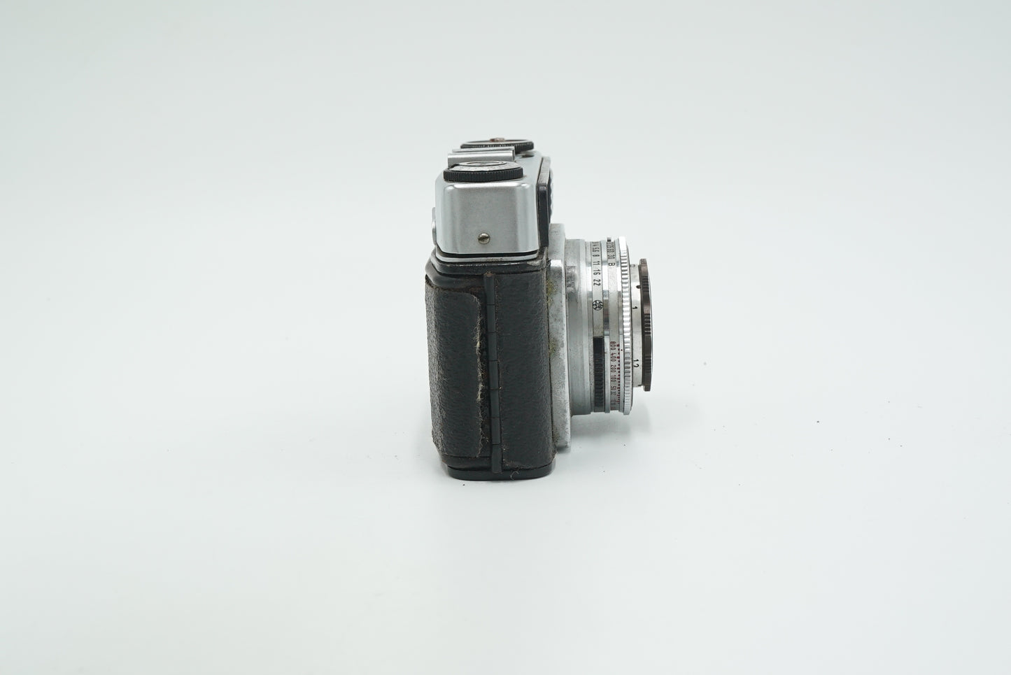 Dacora Super Dignette Film Camera w/Leather Case, Used