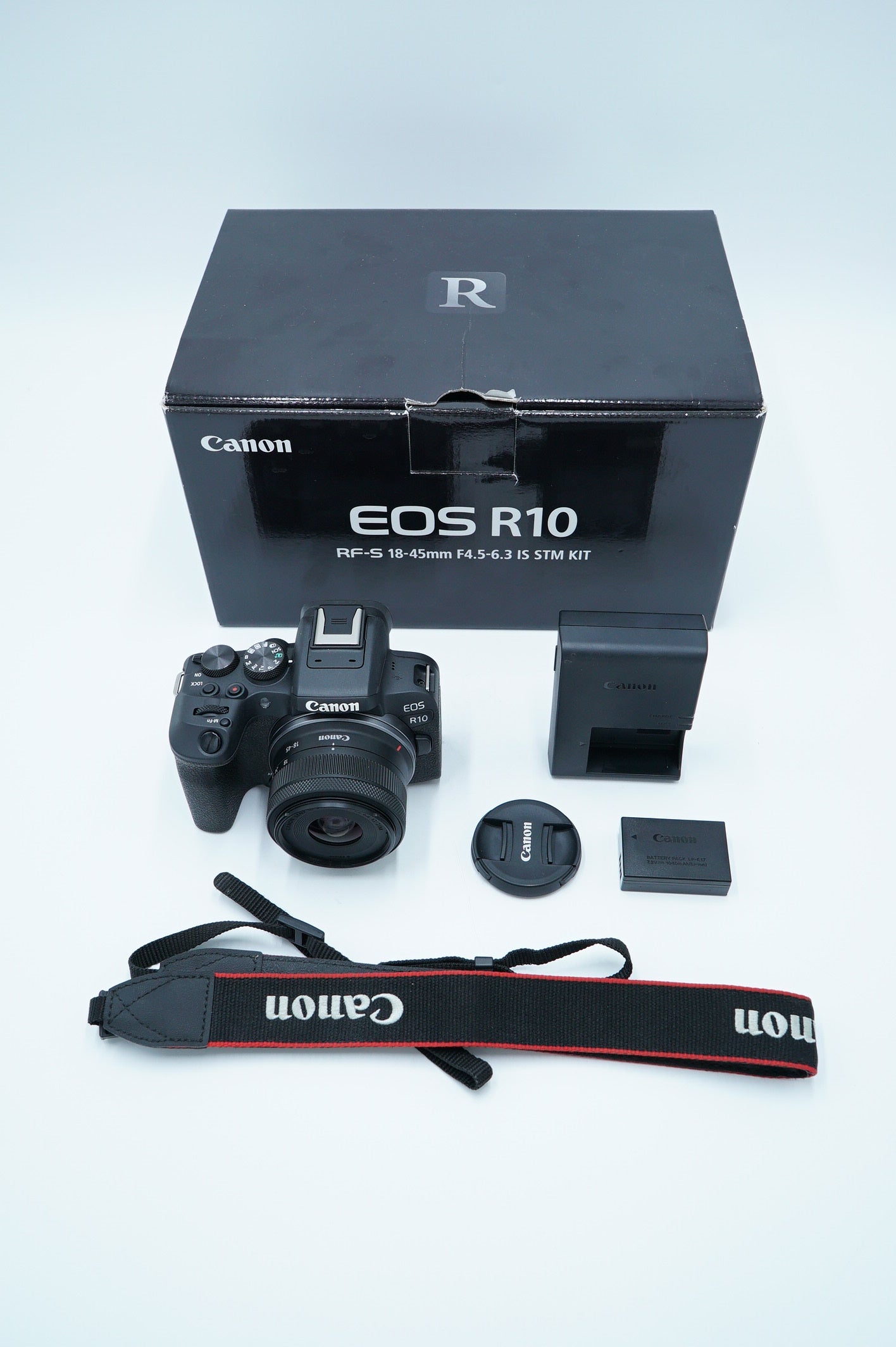 Canon EOSR10/1845/00365 EOS R10, RF-S 18-45mm f/4.5-6.3 IS STM Lens Kit, Used