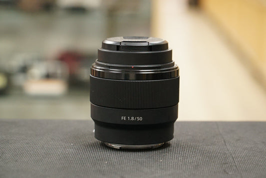 Sony SEL50F18F/1926543 FE 50mm f/1.8 Lens, Used