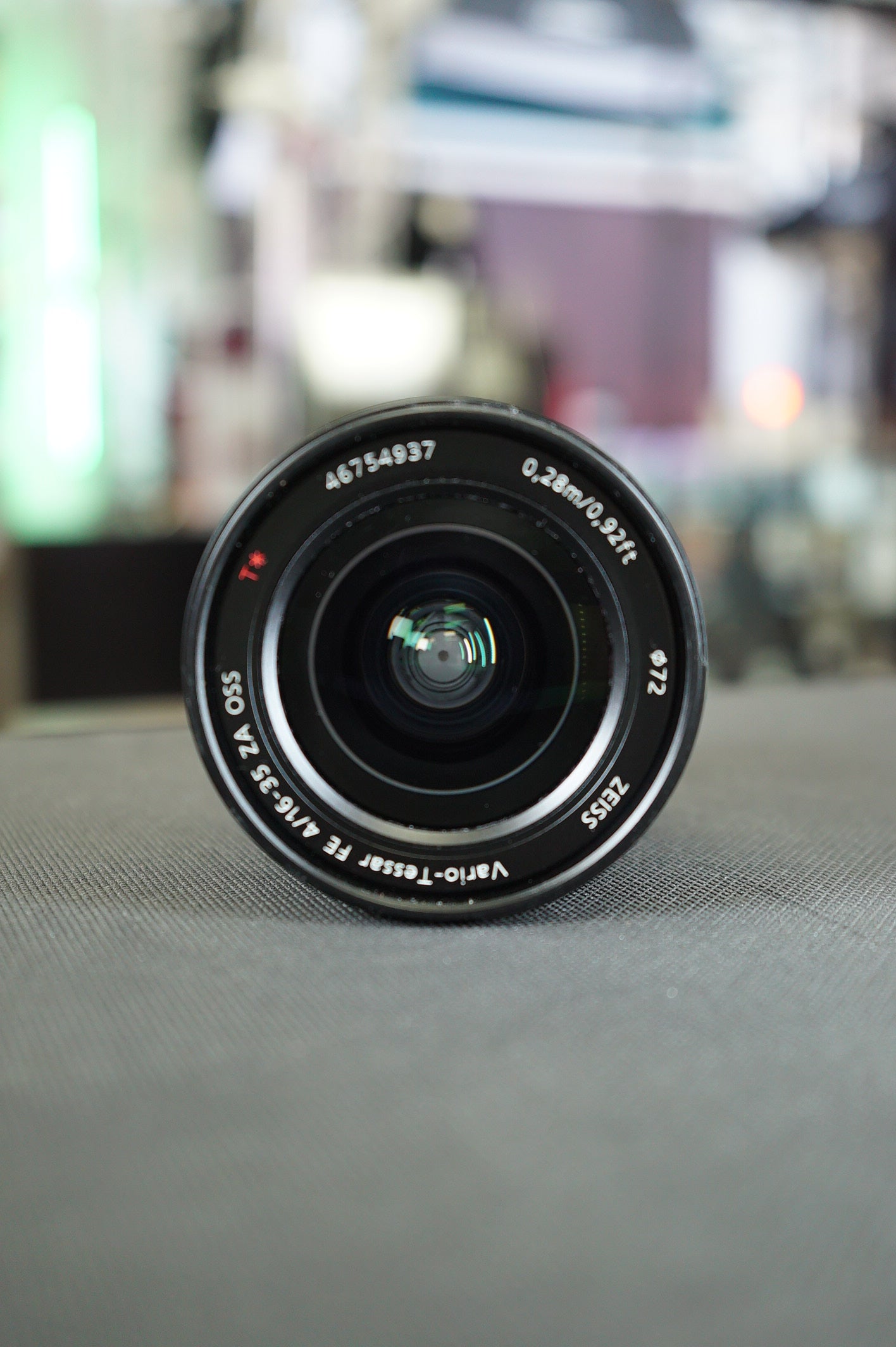 Sony SEL1635Z/46754937 FE 16-35mm f/4 ZA OSS Vario-Tessar T* Lens, Used