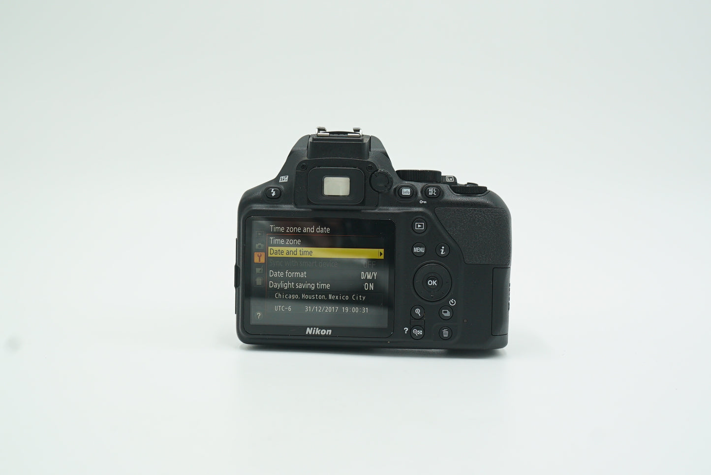 Nikon D3500/1855/23856 D3500 + AF-P 18-55mm f/3.5-5.6G DX VR, Used