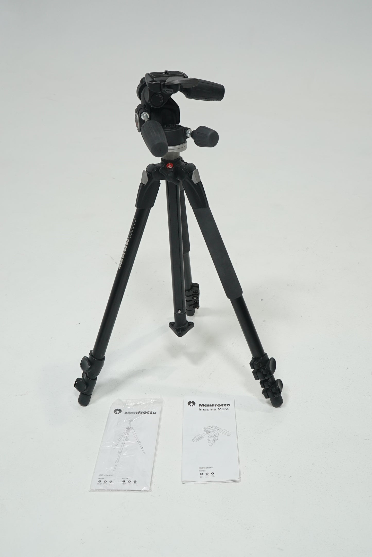 Manfrotto 190XB Aluminum Tripod w/804RC2 3-Way Head, Used