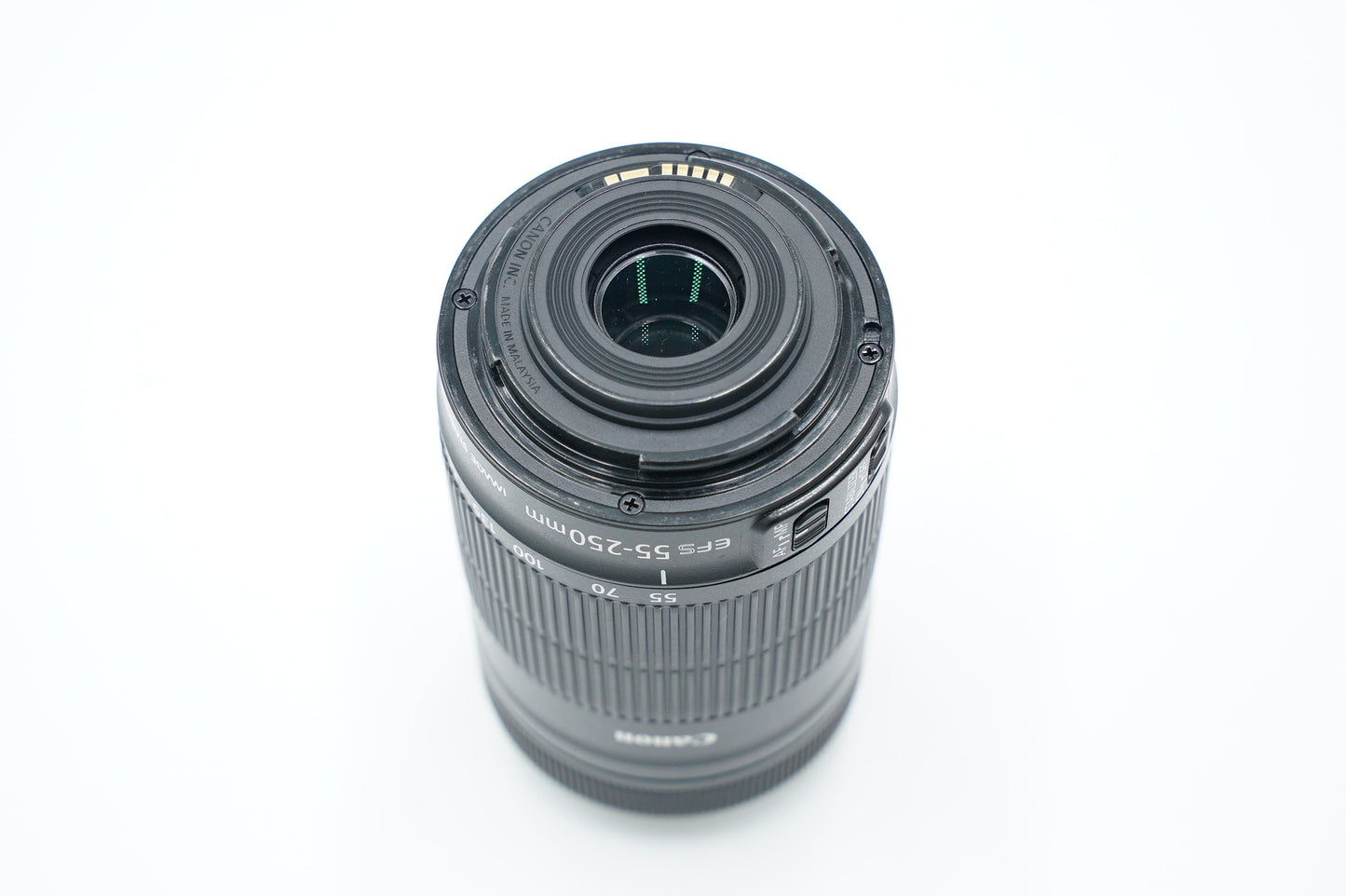 Canon EOSREBELT6iBUNDLE/00563 EOS T6i + EF-S 18-55mm f/3.5-5.6 IS STM + EF-S 55-250mm f/4-5.6 IS STM + Mini Tripod, Used