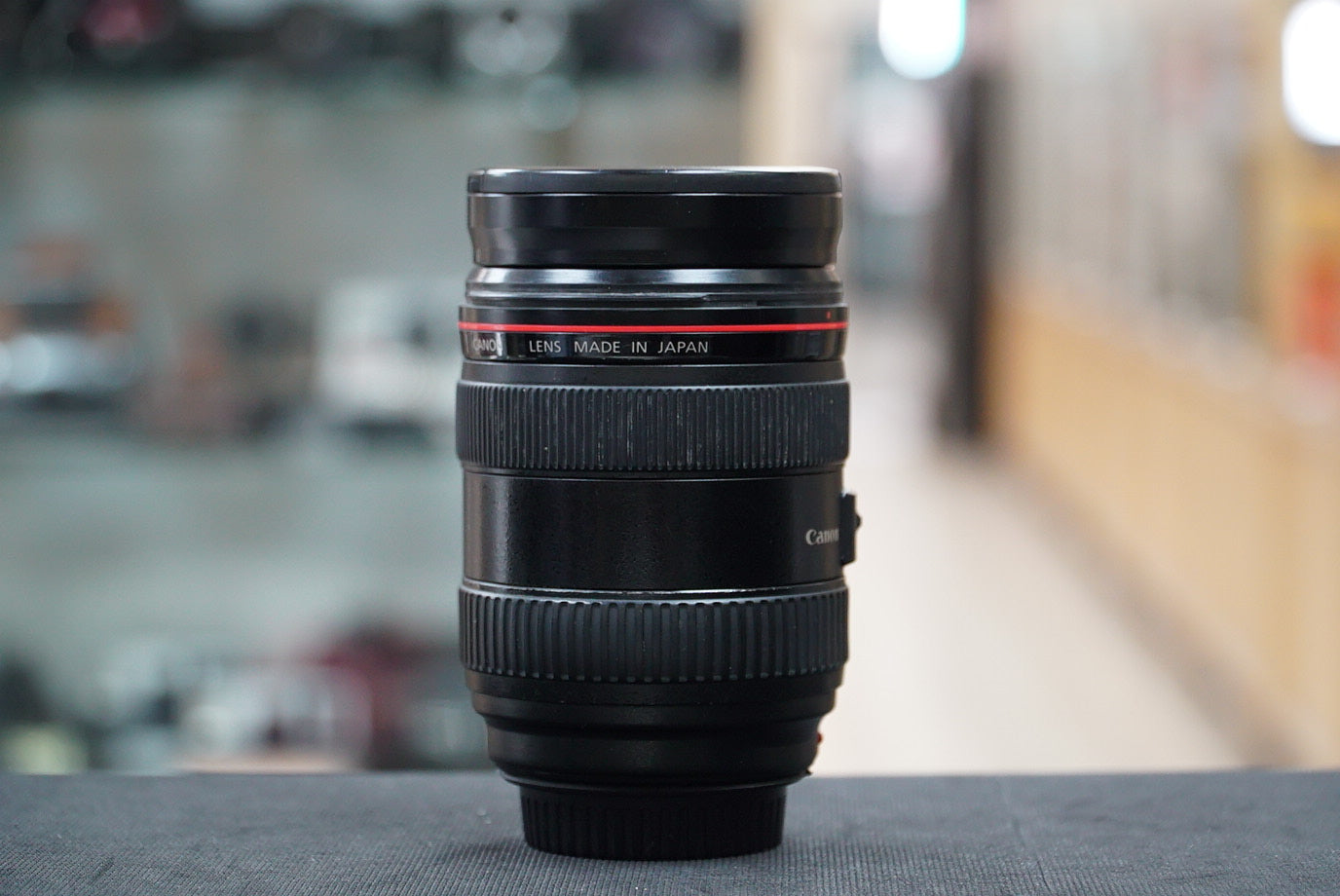 Canon EF2470L/11352 EF 24-70mm f/2.8L USM, Used (For Parts)