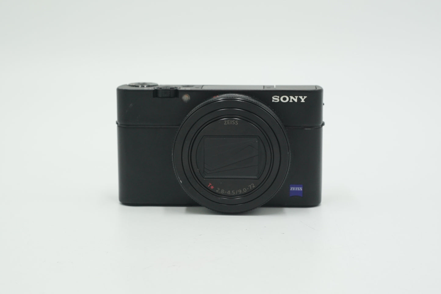 Sony DSCRX100M7/6513079, 24-200mm Zeiss Vario-Sonnar f/2.8-4.5 + VCT-SGR1, Used
