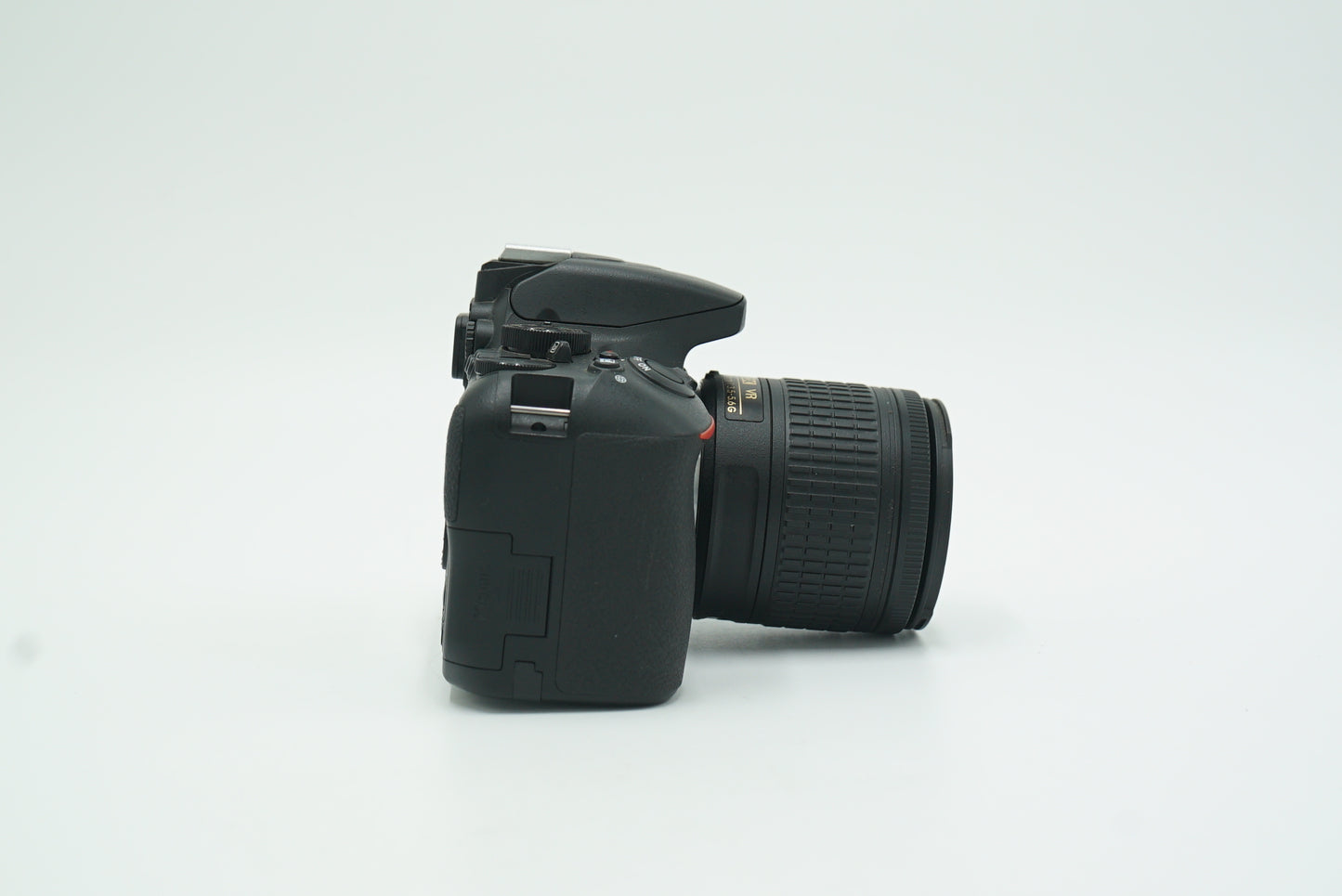 Nikon D3500/1855/23856 D3500 + AF-P 18-55mm f/3.5-5.6G DX VR, Used