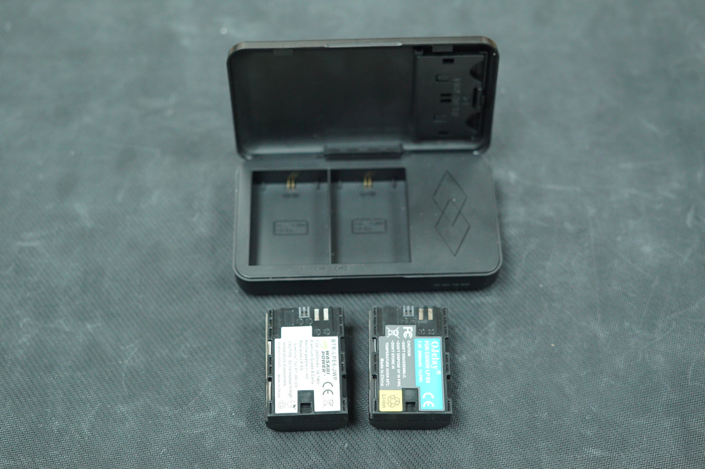 Ojelay DB-LPE6 Charger & Powerbank, Used