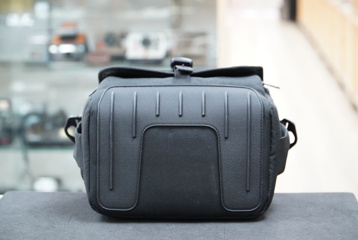 Lowepro Adventura SH 160R II Shoulder Bag, Used