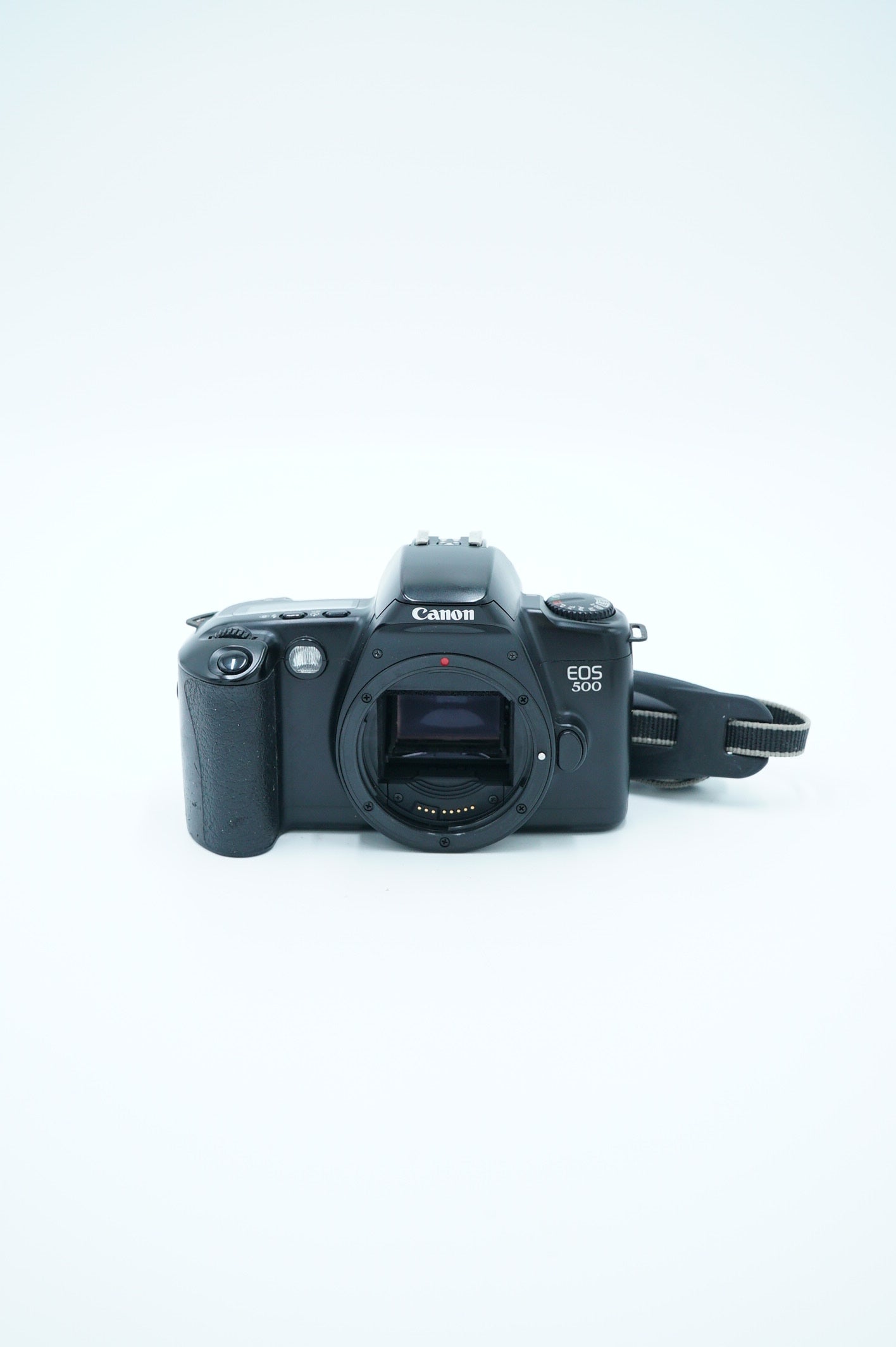 Canon EOS500/08345 EOS 500 35mm Film Camera Body Only, Used
