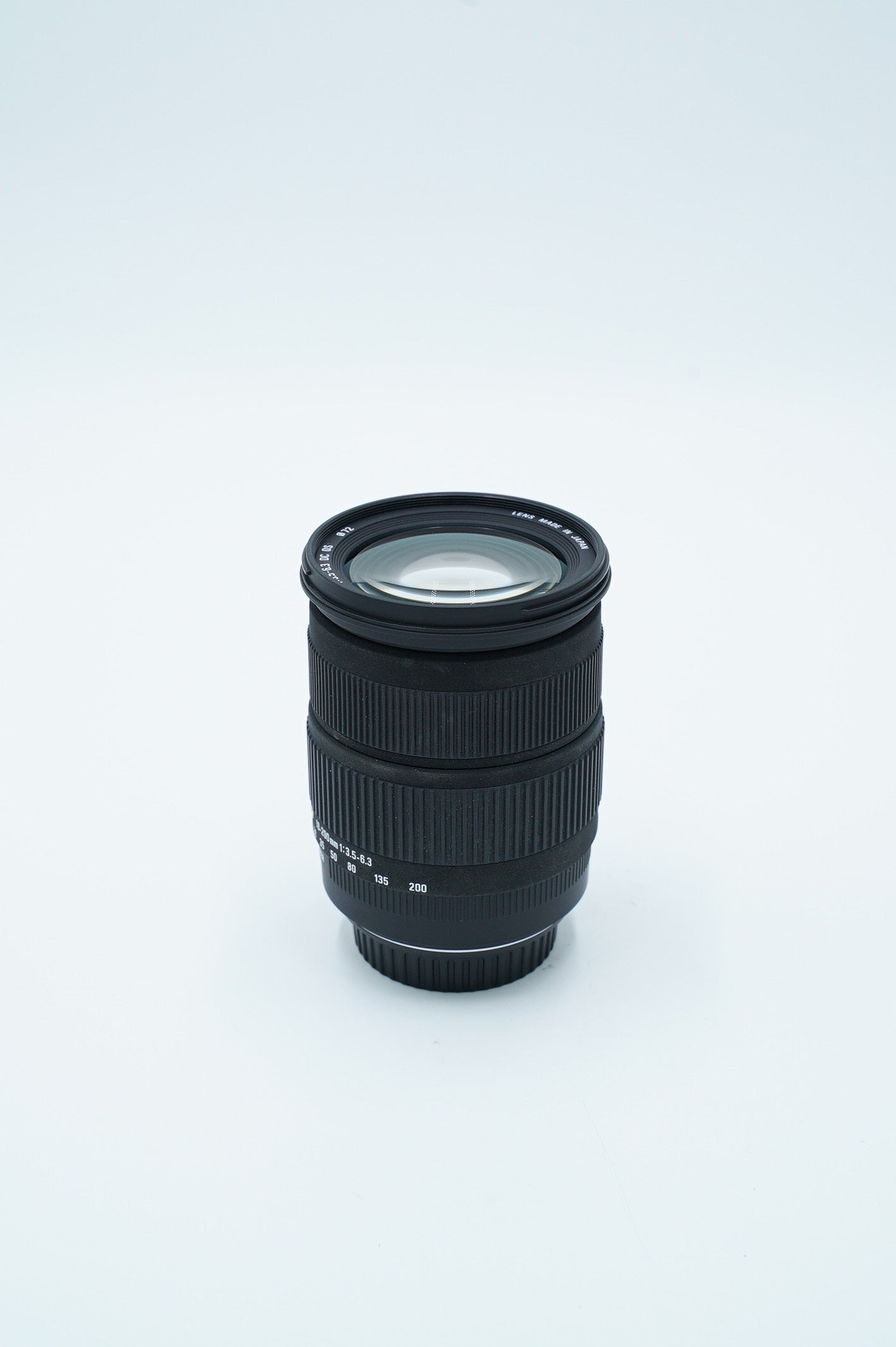 Sigma 18200C/92222 18-200mm f/3.5-6.3 DC Lens F/Canon, Used