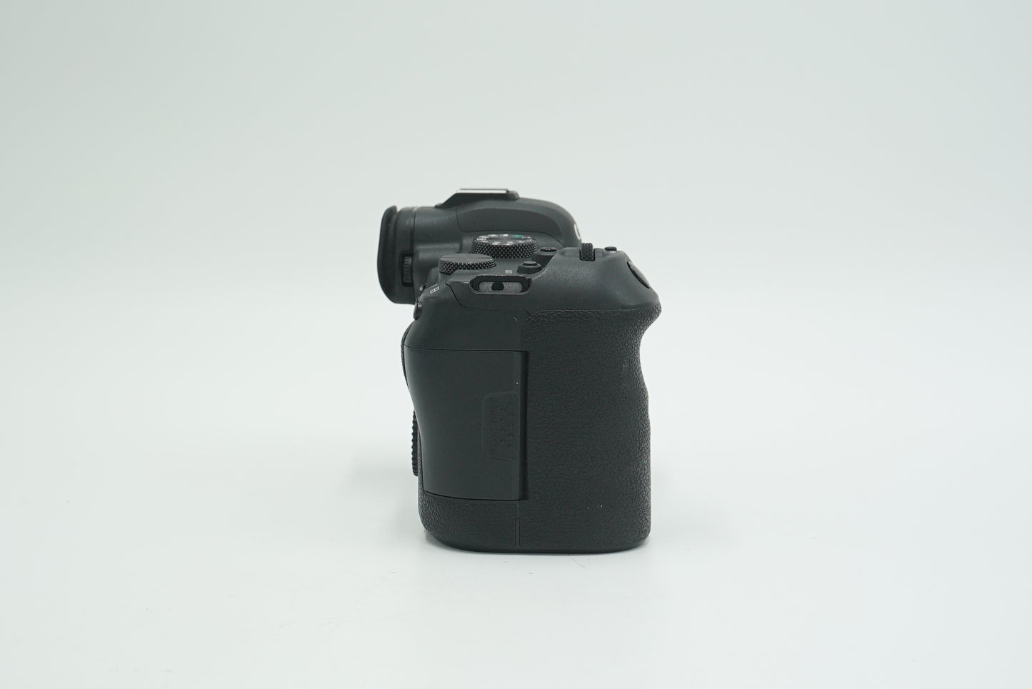 Canon EOSR6/06288 EOS R6 Mirrorless Digital Camera Body Only, Used