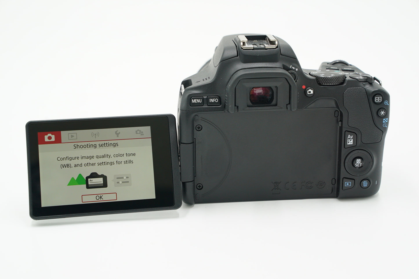 Canon EOSREBELSL3/21035 REBEL SL3, EF-S 18-55mm f/4-5.6 IS STM, Used