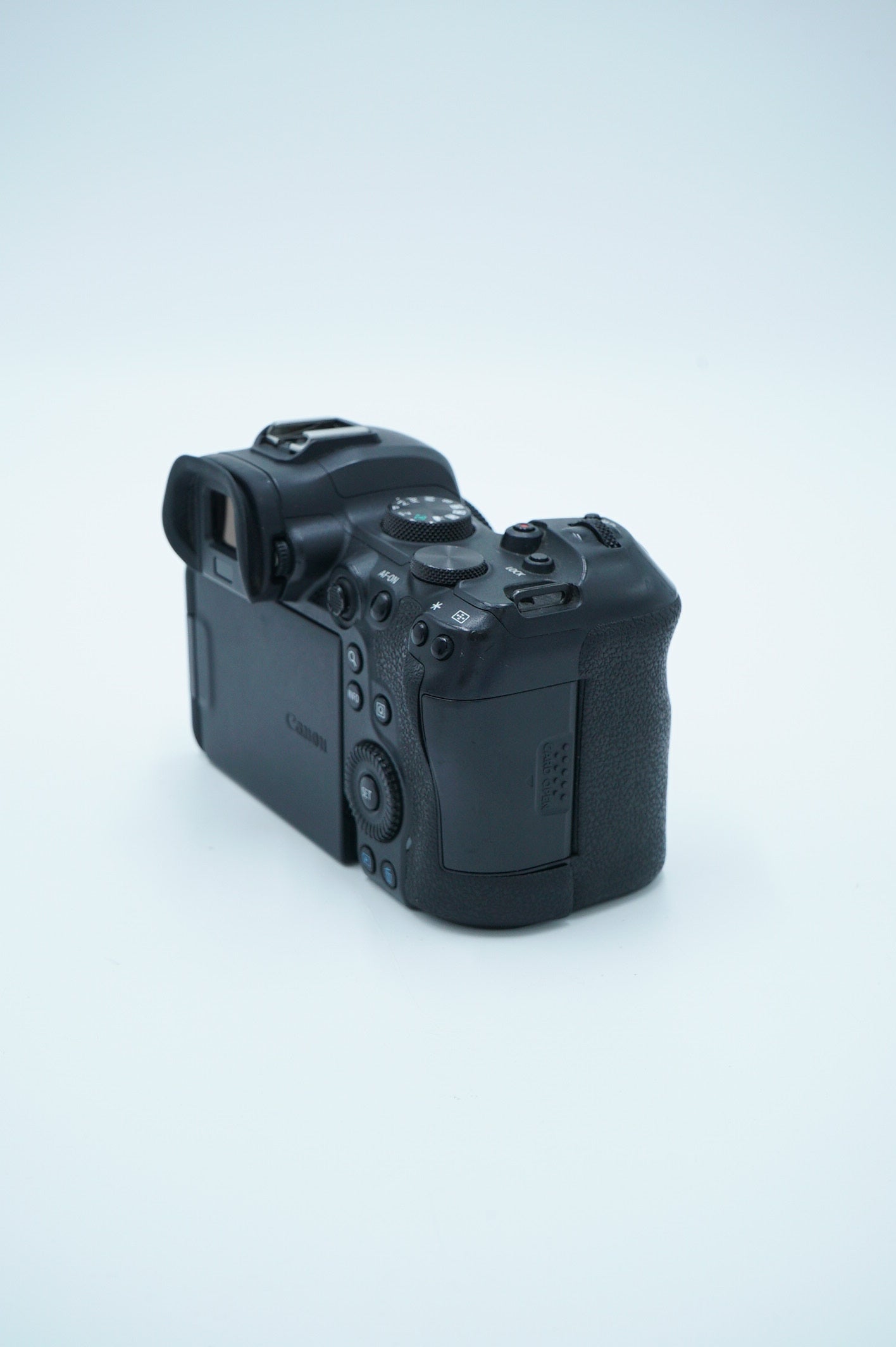 Canon EOSR6/06347 EOS R6 Mirrorless Digital Camera Body Only, Used
