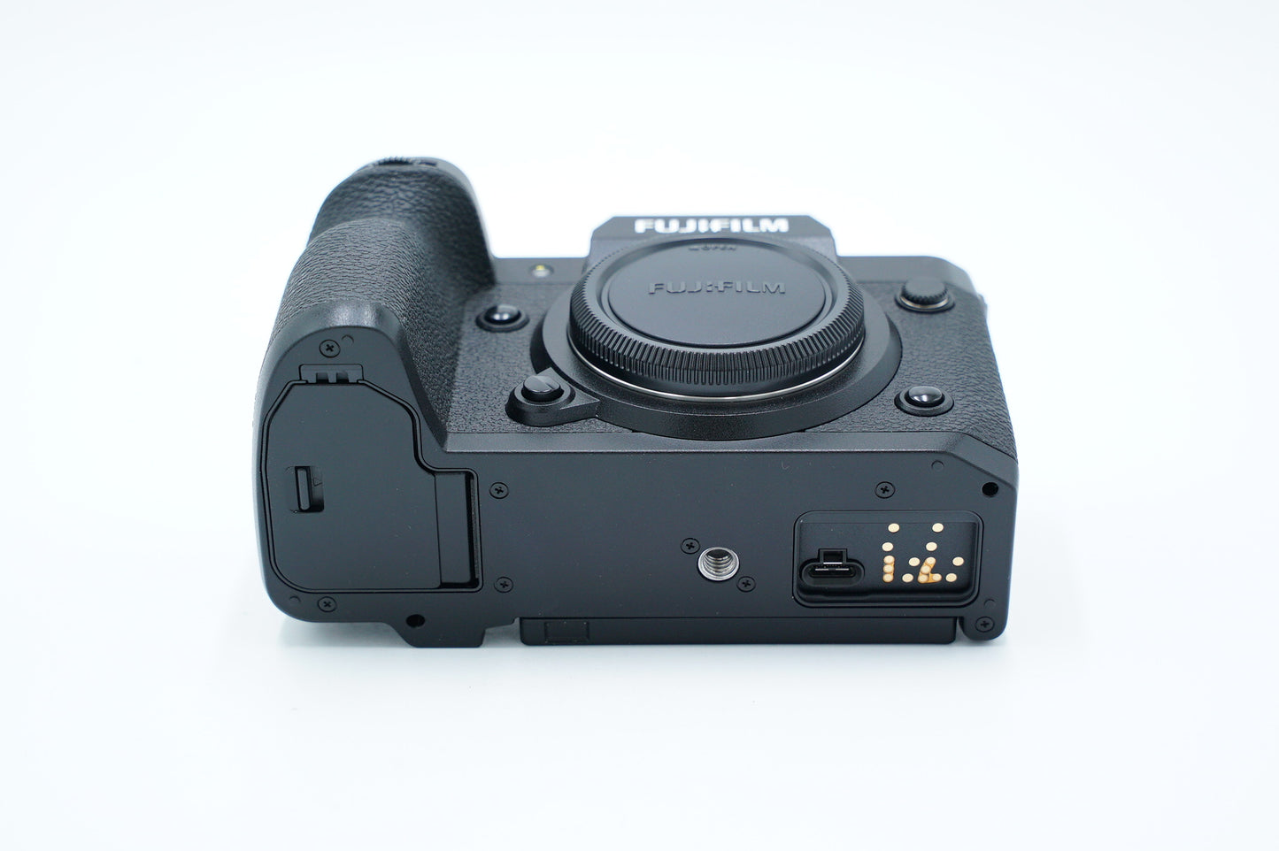 Fujifilm XH2/08772 XH2 Body Only + VG-HX Battery Grip, Used