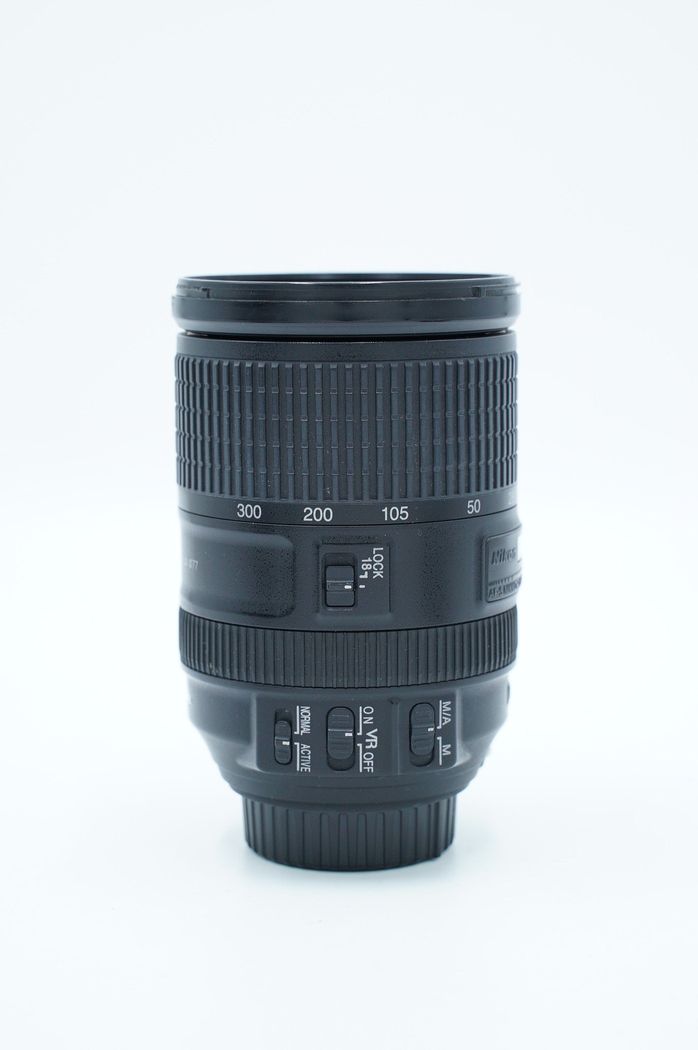 Nikon AFS18300GEDVR/23840 AF-S DX 18-300mm f/3.5-5.6G ED VR, Used