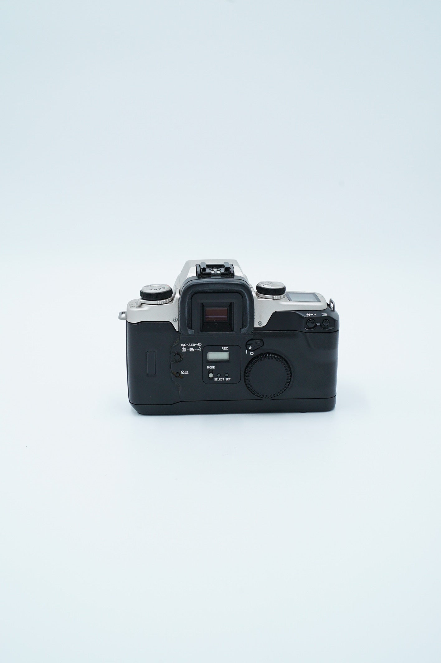 Canon EOSELANIIE/58277 EOS Elan II E 35mm Film Camera Body Only, Used