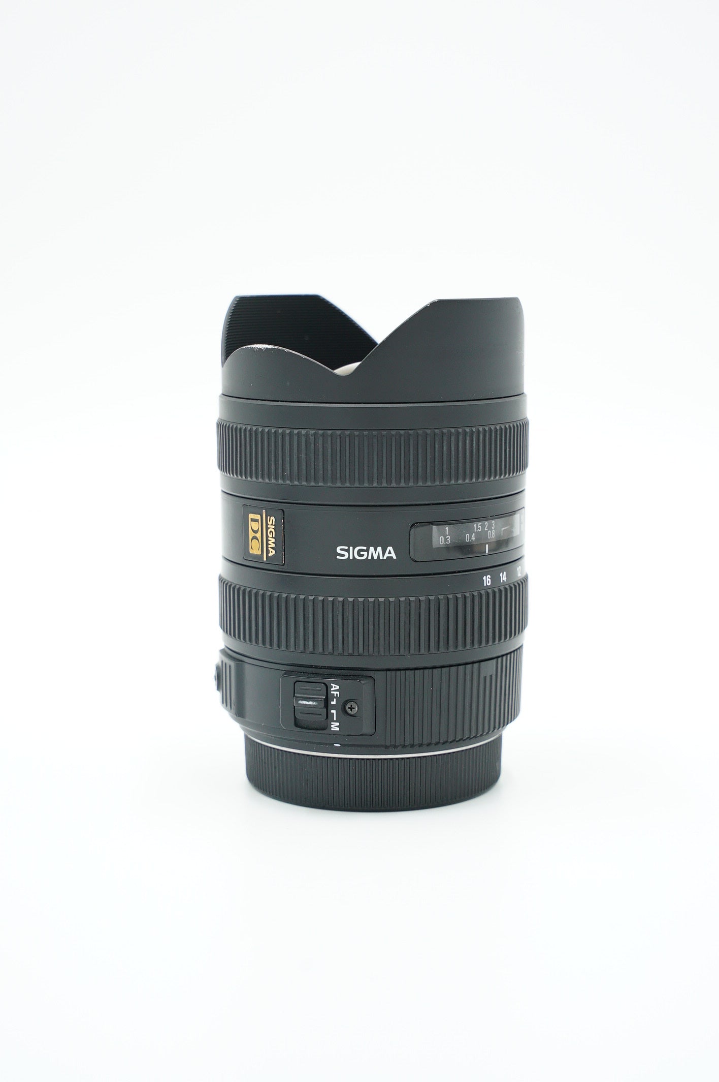 Sigma 816C/10712 8-16mm f/4.5-5.6 DC HSM Lens F/Canon, Used