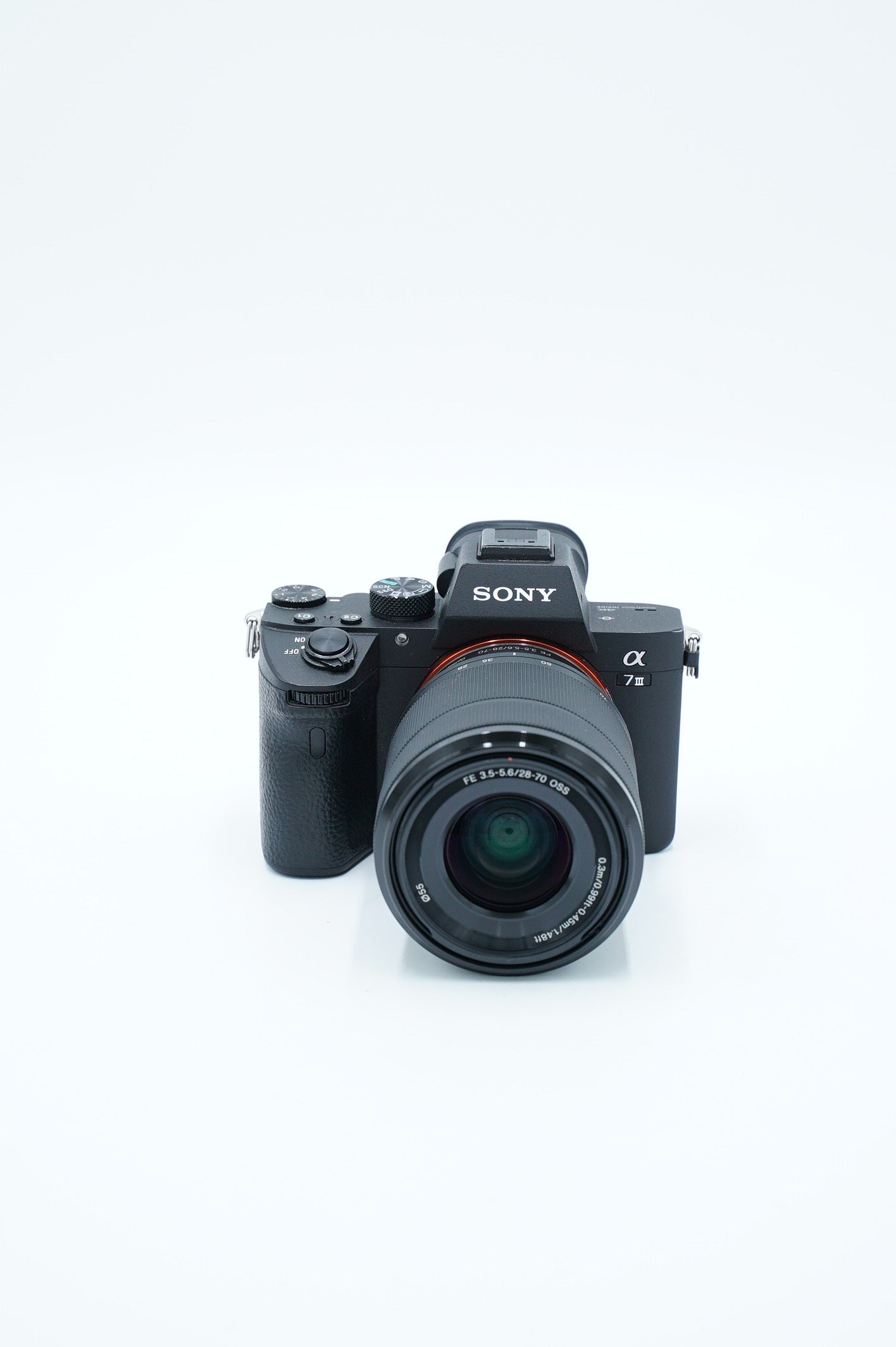 Sony A7IIIK/6126159 A7 Mark III, FE 28-70mm F/3.5-5.6 OSS Lens, Used