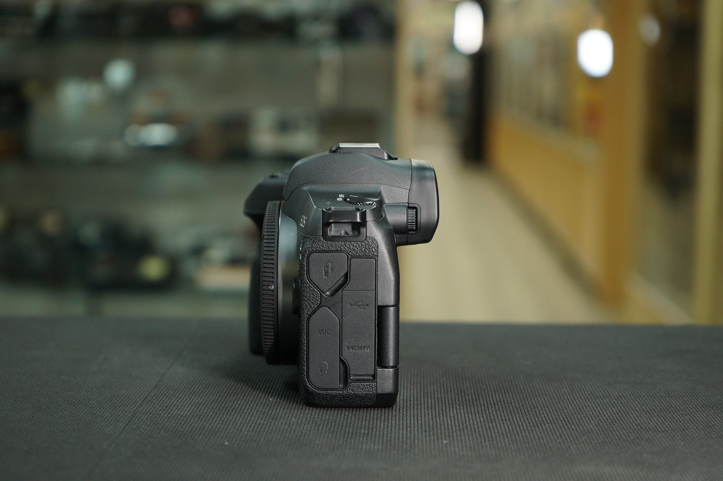 Canon EOSRBODY/01570 EOS R, Body Only, Used