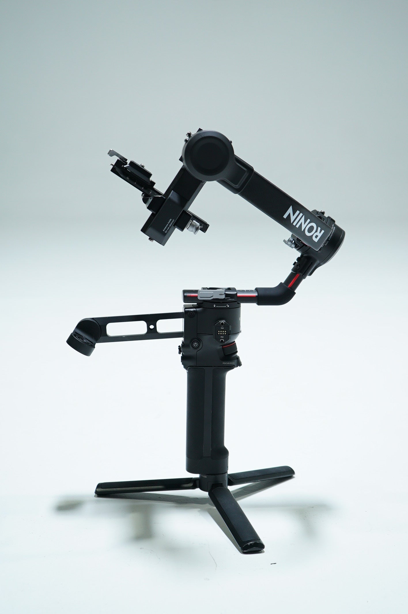 DJI RONINRS2/6S01U Ronin Rs2 Pro Gimbal, Used