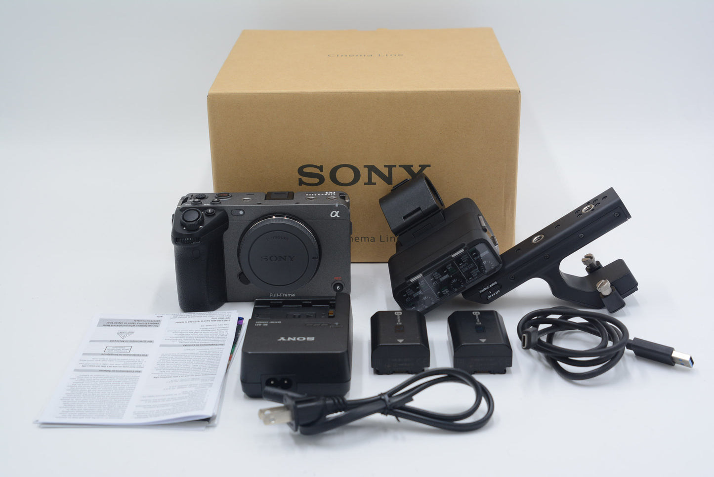 Sony FX3/3395108 Full-Frame Cinema Camera w/handle, Used