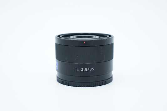 Sony SEL35F28Z/81390 FE-35mm f/2.8 ZA Carl Zeiss Sonnar T*, Used