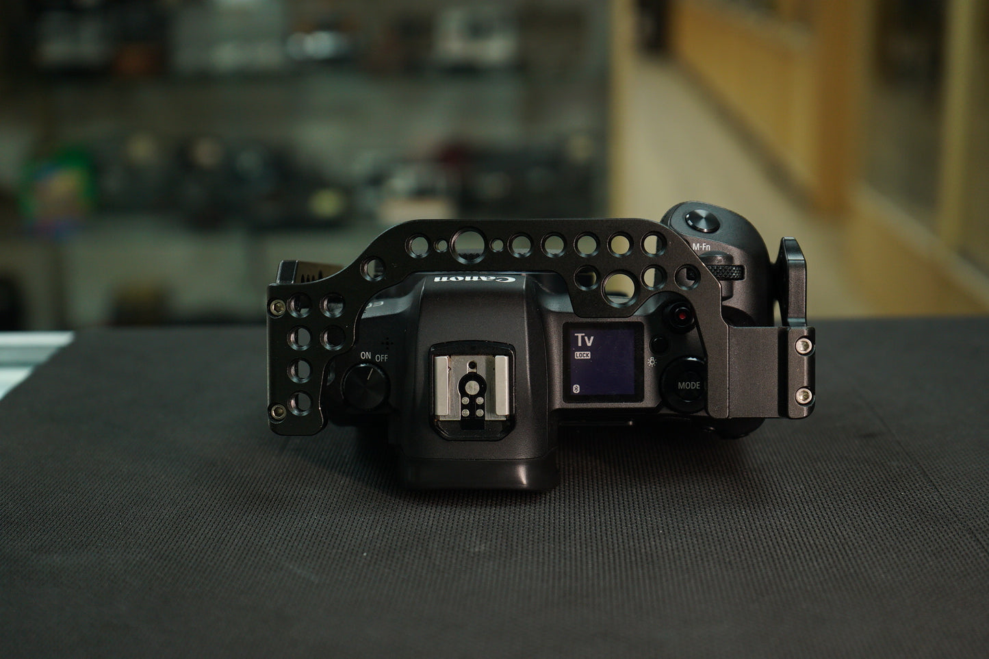 Canon EOSRBODY/03033 EOS R, Body Only, Used