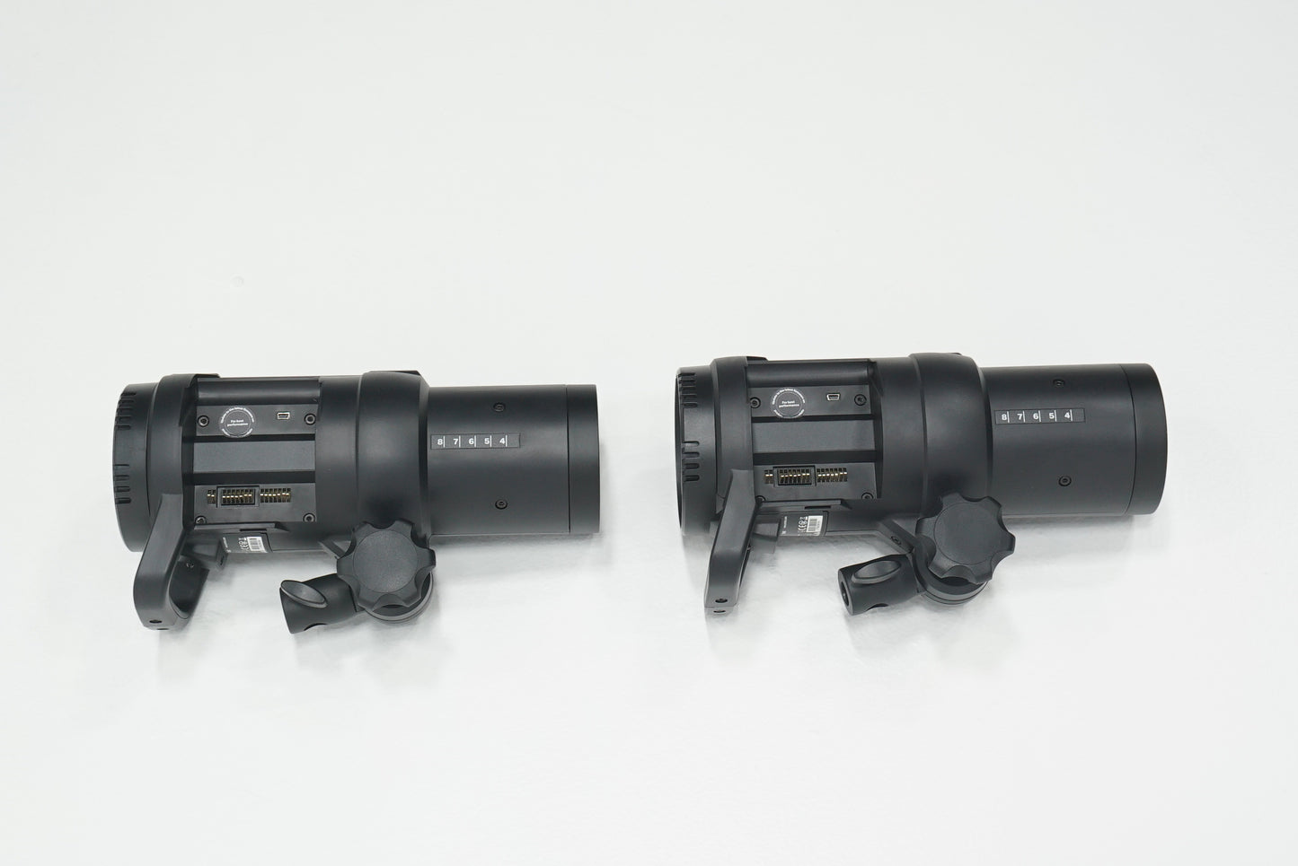 Profoto 901027/38296/38181 B1X 500 AIRTTL 2-Light Location Kit + Air Remote + OCF Magnum, Used