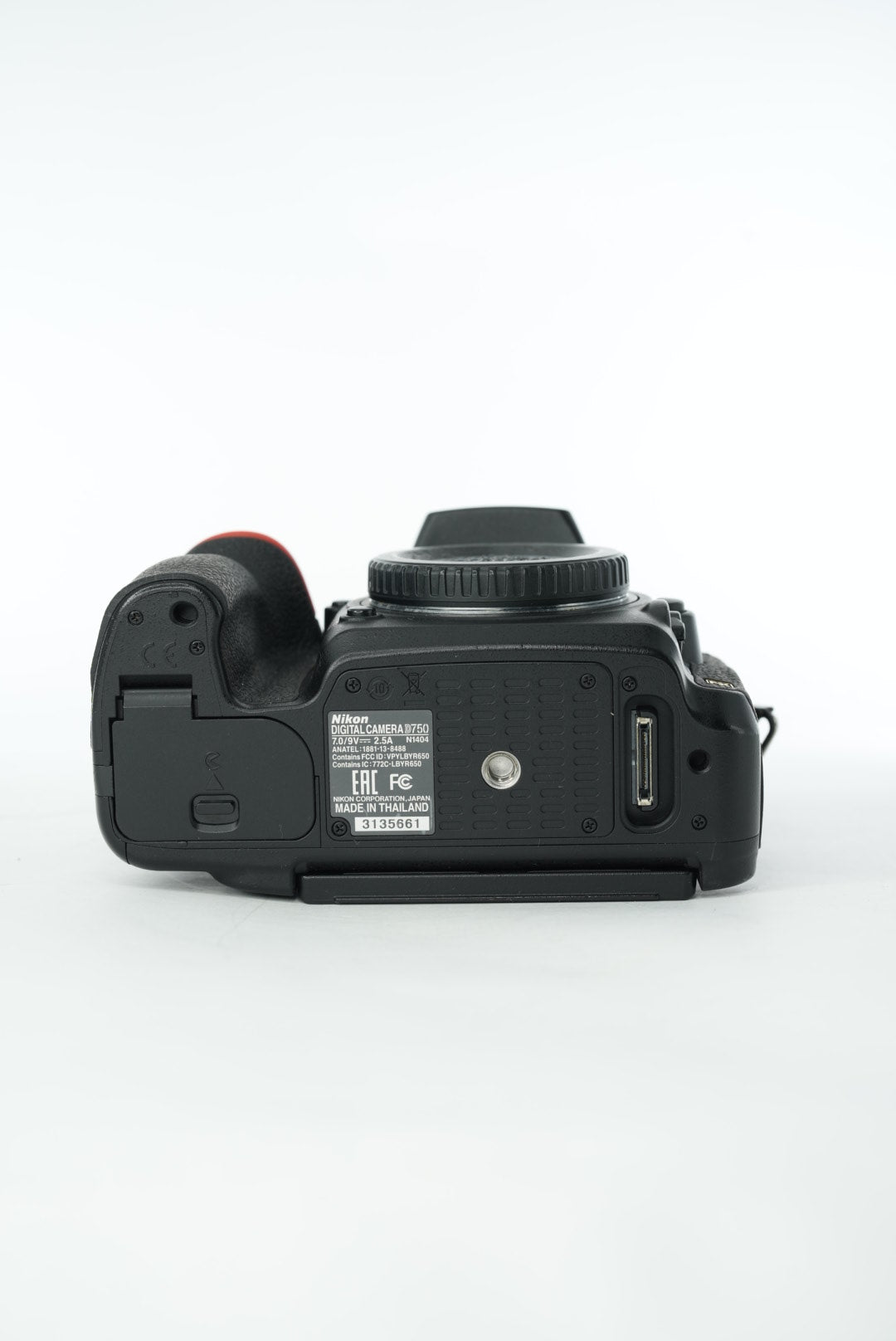 Nikon D750/BODY/35661 D750, Body Only + MBD16 Battery Grip, Used