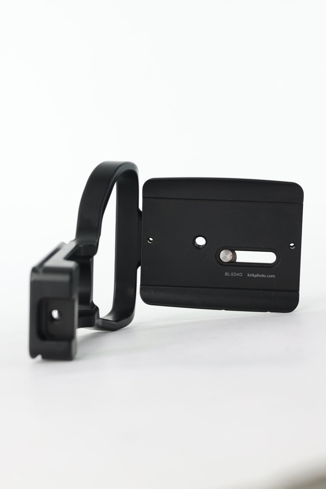 Kirk BL5D4G L-Bracket f/Canon EOS 5D Mark IV w/BG20, Used