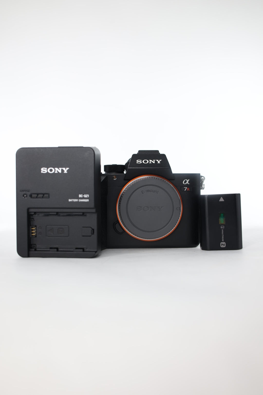 Sony A7RIII/3370378 A7R Mark III, Body Only, Used