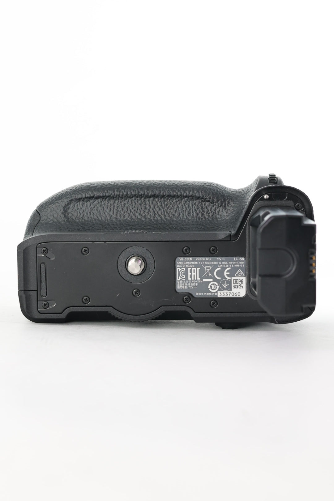 Sony VGC3EM/3337060 Vertical Grip F/ILCE9+A7R Mark III, Used