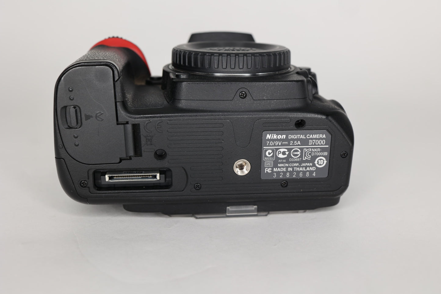 Nikon D7000/18105/82684 D7000 w/AF-S 18-105mm f/3.5-5.6G ED VR, Used