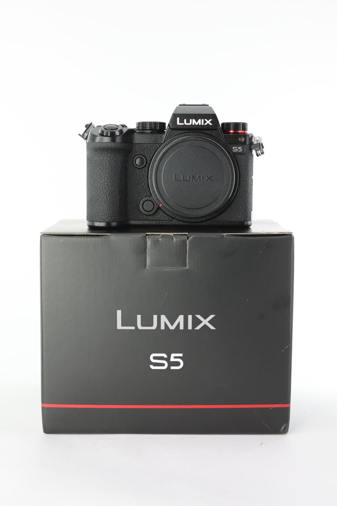 Panasonic S5/2060/02588 Lumix S5 + Lumix 20-60mm f/3.5-5.6, Used