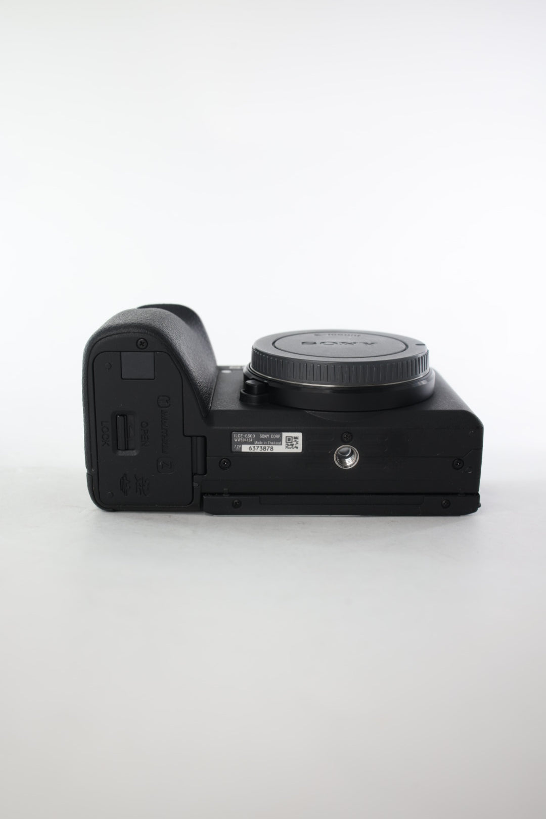 Sony A6600/6373878 A6600 Body Only, Used