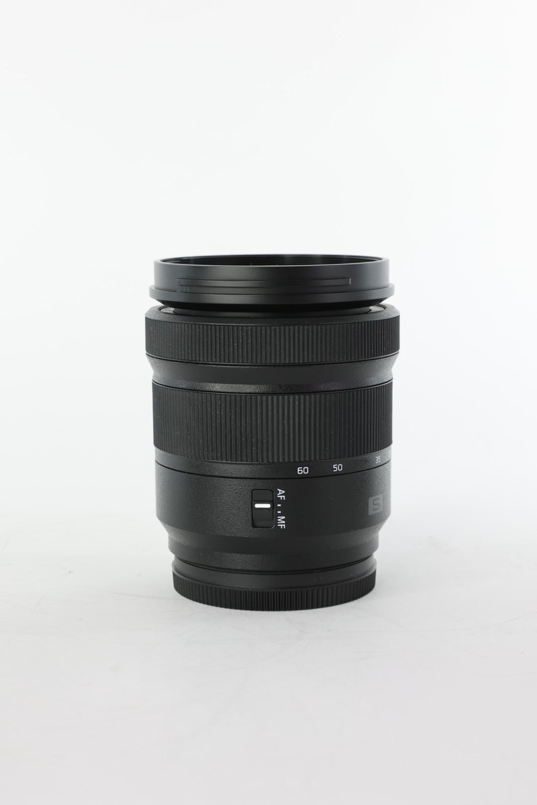 Panasonic S5/2060/02588 Lumix S5 + Lumix 20-60mm f/3.5-5.6, Used