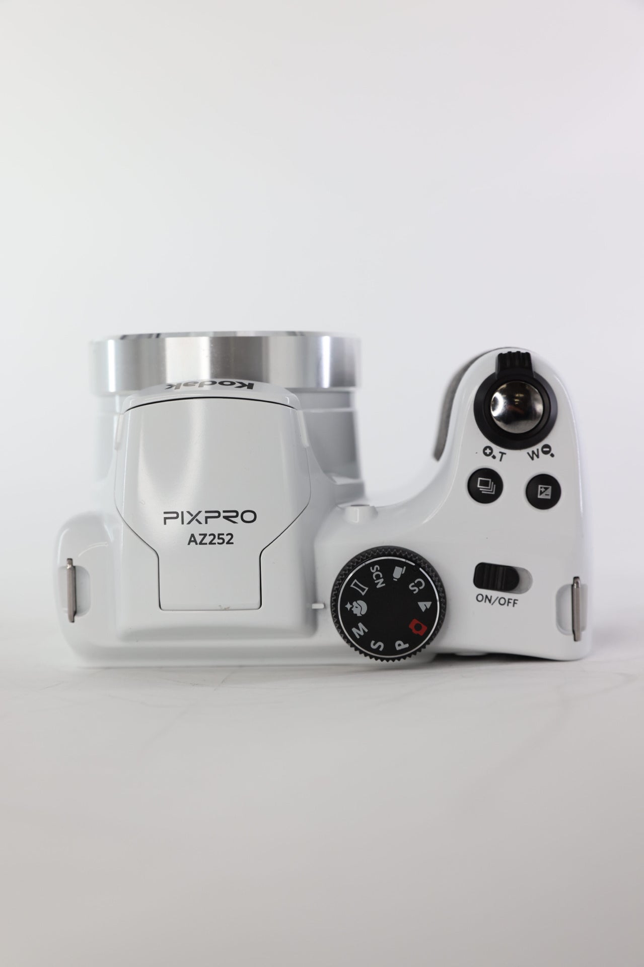 Kodak PixPro AZ252 Digital Camera, White, Used