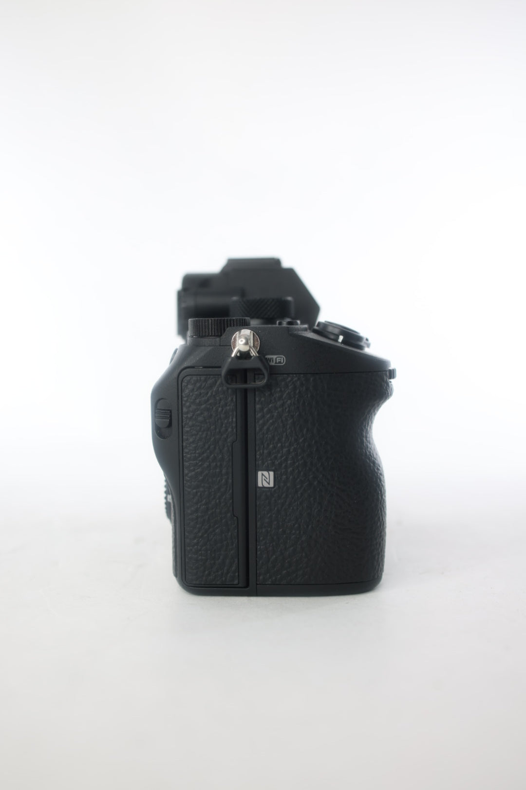 Sony A7IIIK/4643705 A7 Mark III, FE 28-70mm F/3.5-5.6 OSS Lens + Grip, Used