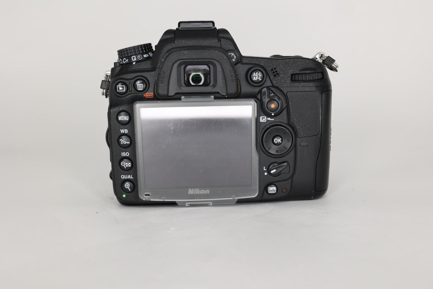 Nikon D7000/18105/82684 D7000 w/AF-S 18-105mm f/3.5-5.6G ED VR, Used