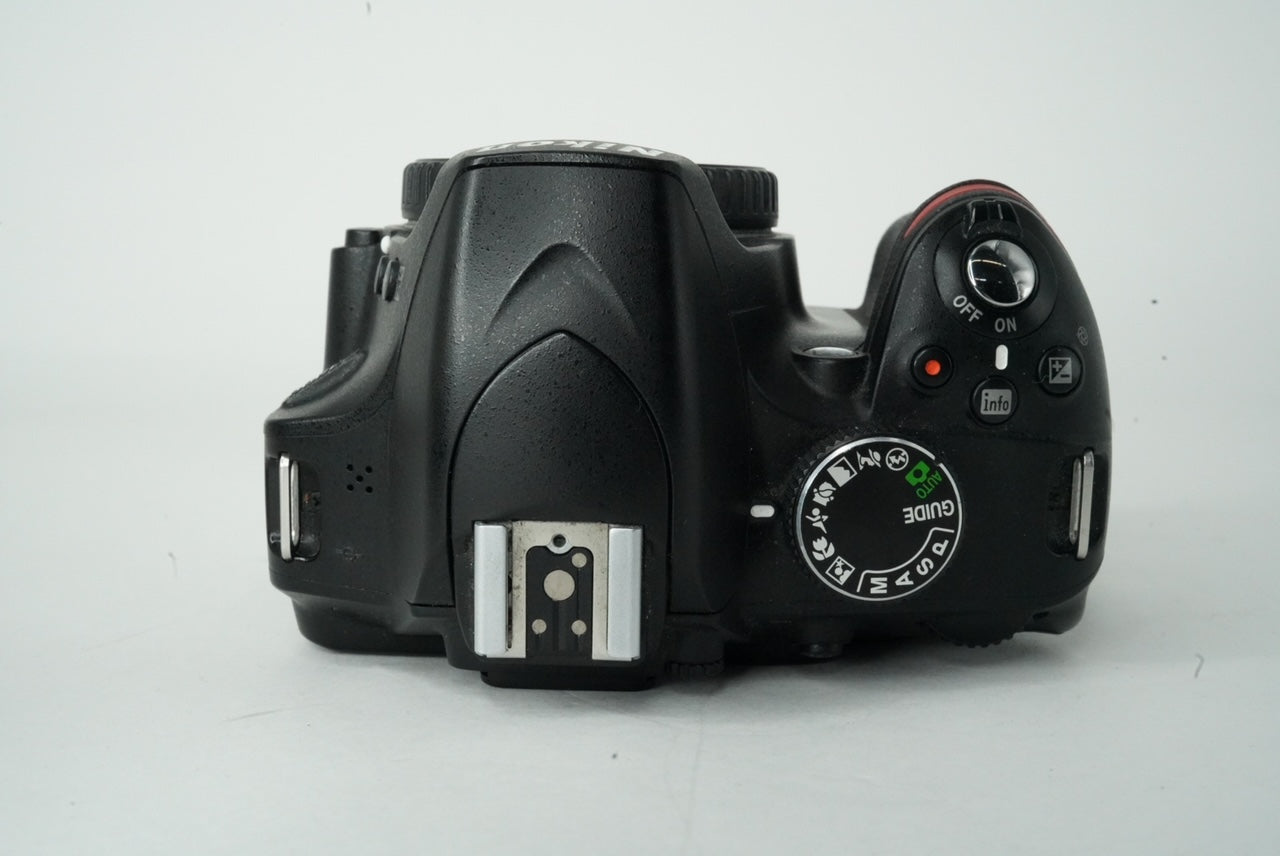 Nikon D3200/79585 Body Only, Used