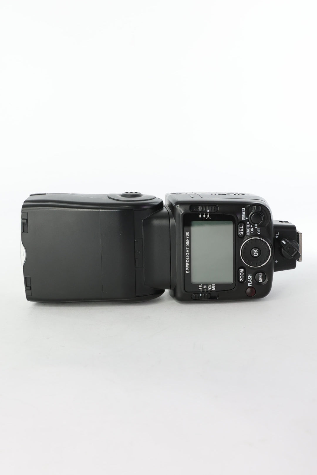 Nikon SB700/82154 SB700 Speedlight, Used